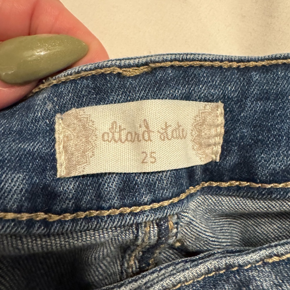 Altar’d State distressed jeans size 25 - Picture 5 of 5